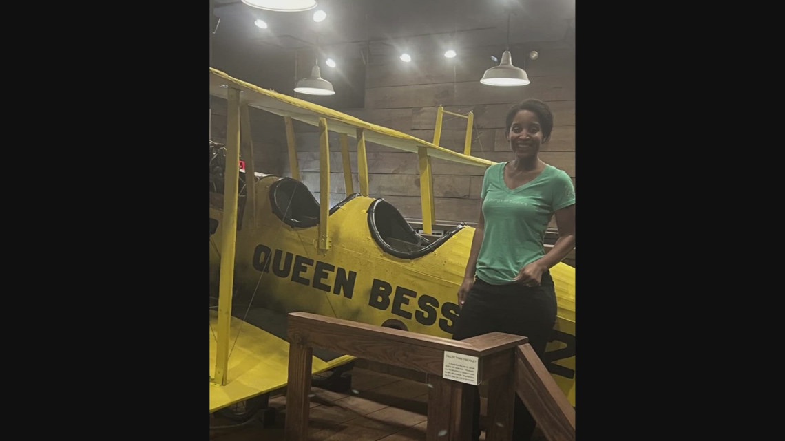 'Aviatrix' takes flight under guide of journalist and playwright Angela Poe Russell