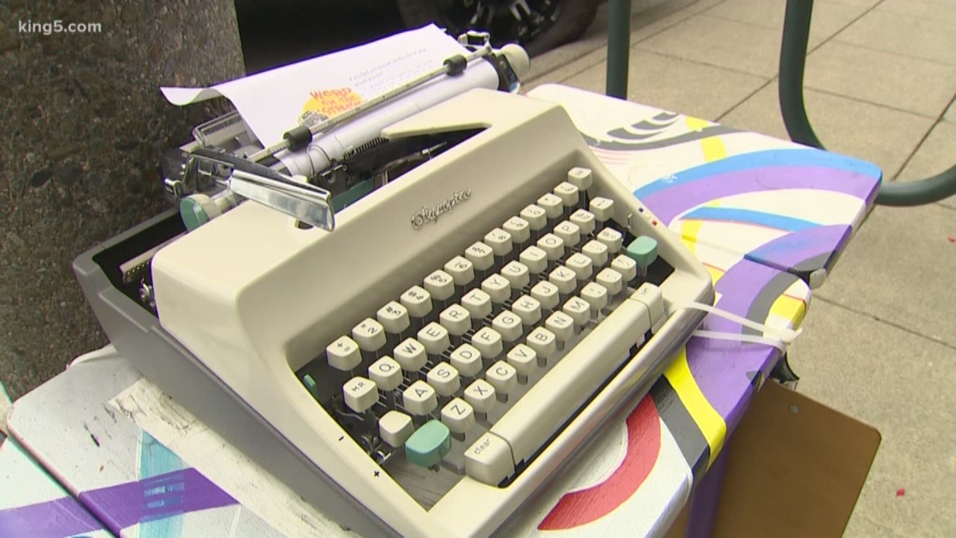 Vintage typewriters return to Everett for Word on the Street