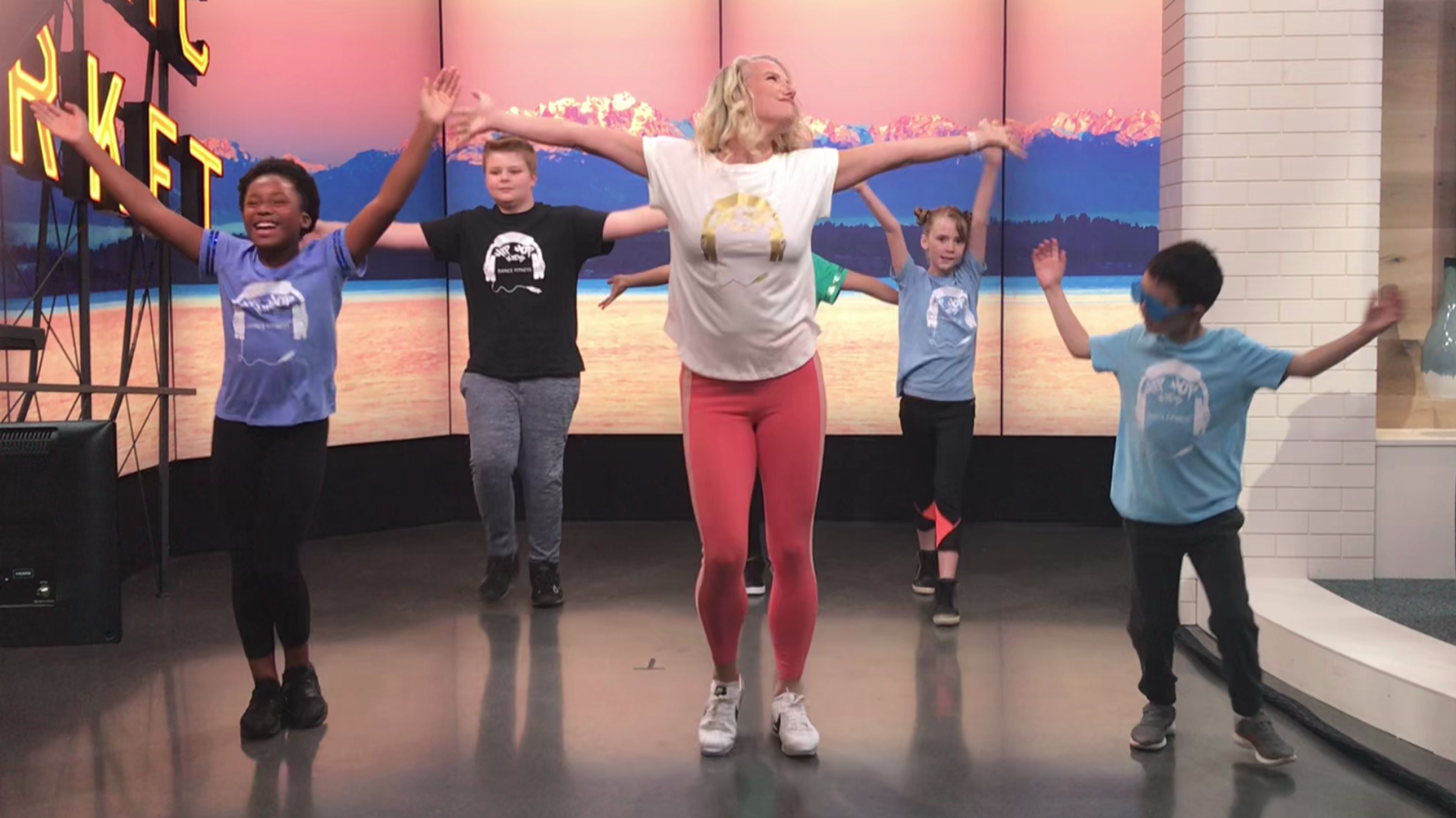 A weekly class held at schools across Western Washington aims to help kids work off excess energy while learning to be more flexible and coordinated. #newdaynw