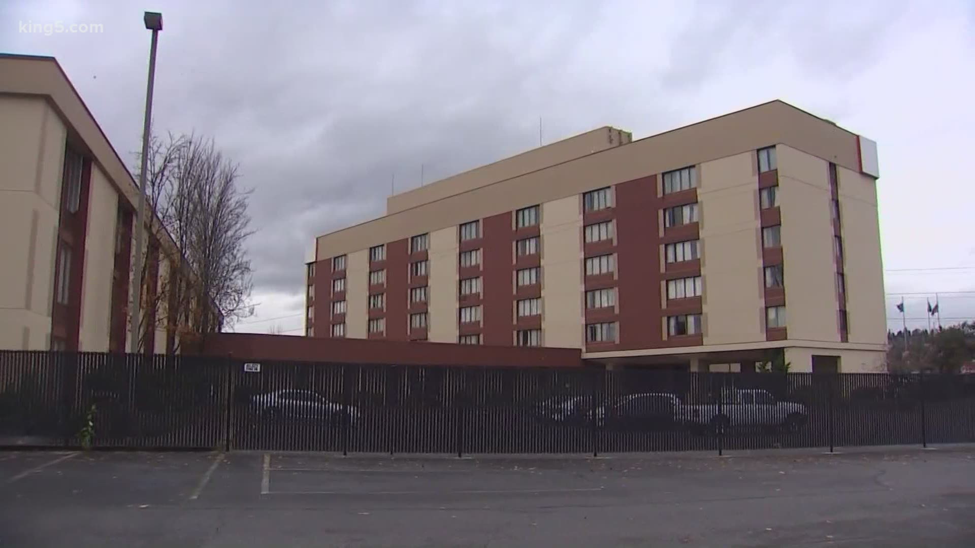 The city of Renton and King County are at odds over how to handle the Red Lion Hotel, which currently houses more than 200 homeless people.