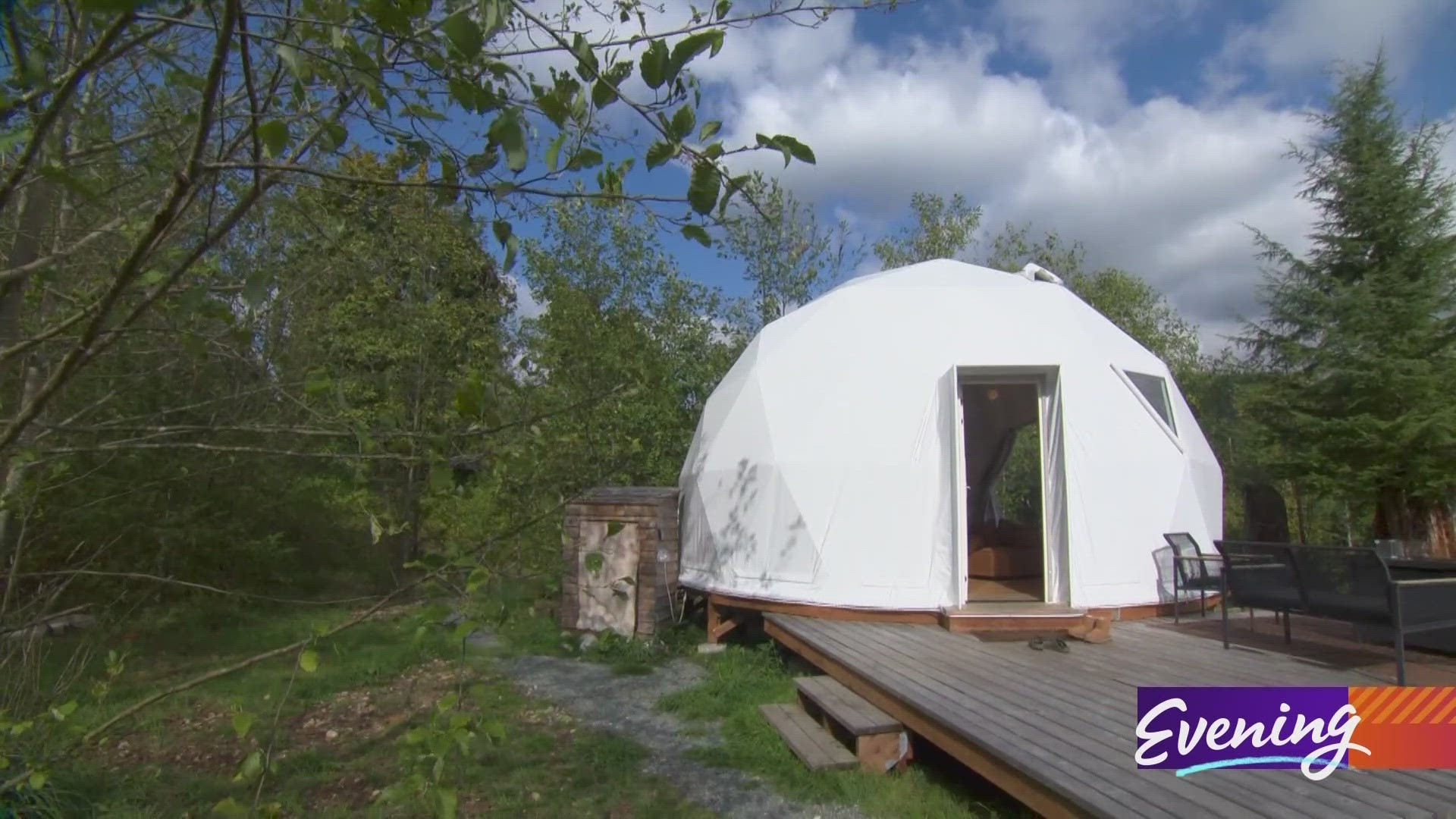 Sky Valley GeoDome is a cozy getaway with views of Snohomish Valley. #k5evening