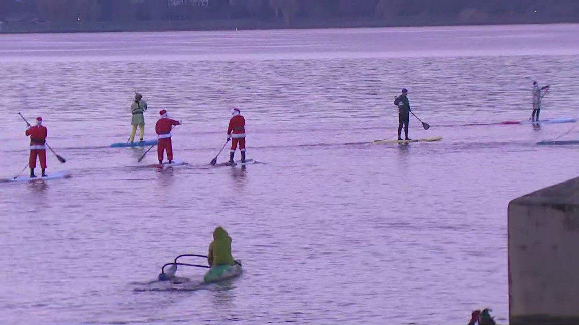 Paddleboarding Santas take to Lake Washington to raise money for people battling cancer - Vimarsana News