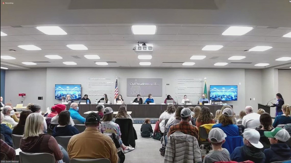 Parents, students push back on Olympia School District consolidation plan