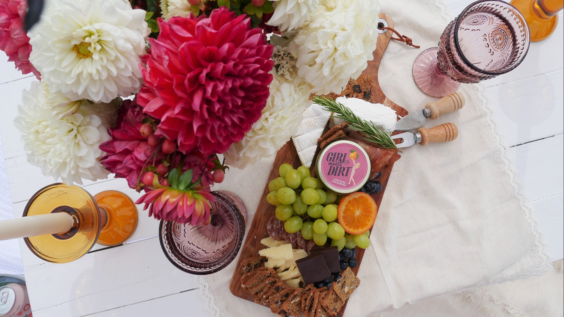 Picnic Party Seattle creates the picnics of your dreams!