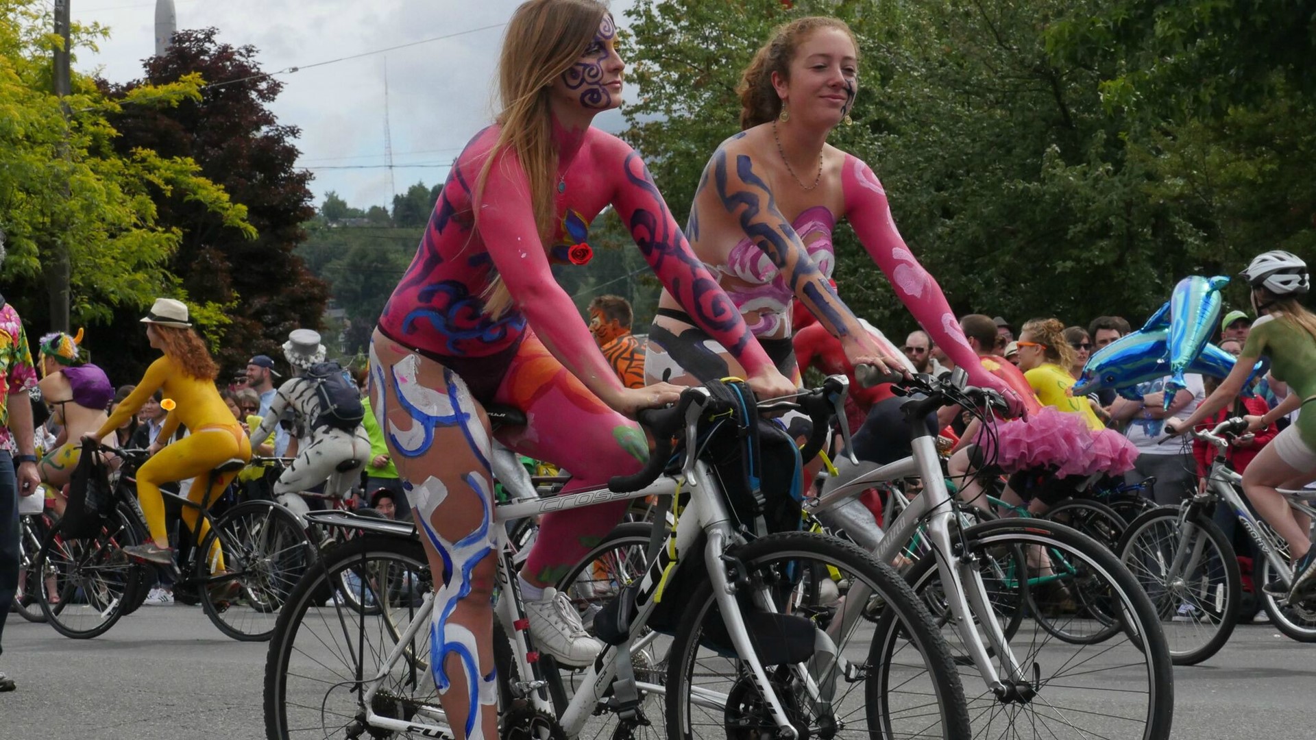 The Fremont Solstice Cyclists ride (2016)