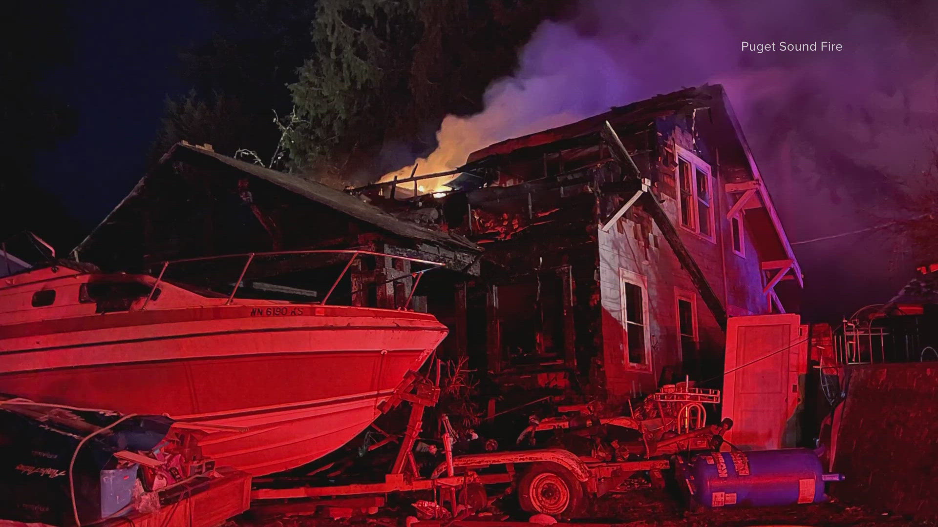 1 killed in early morning Burien house fire | king5.com