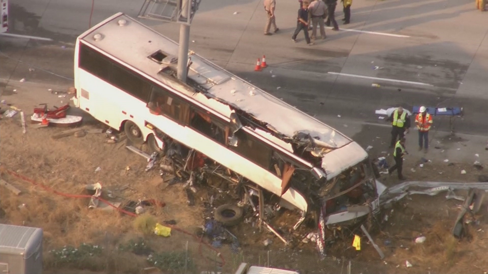 Federal Probe Into Deadly Bus Crash In Calif Underway