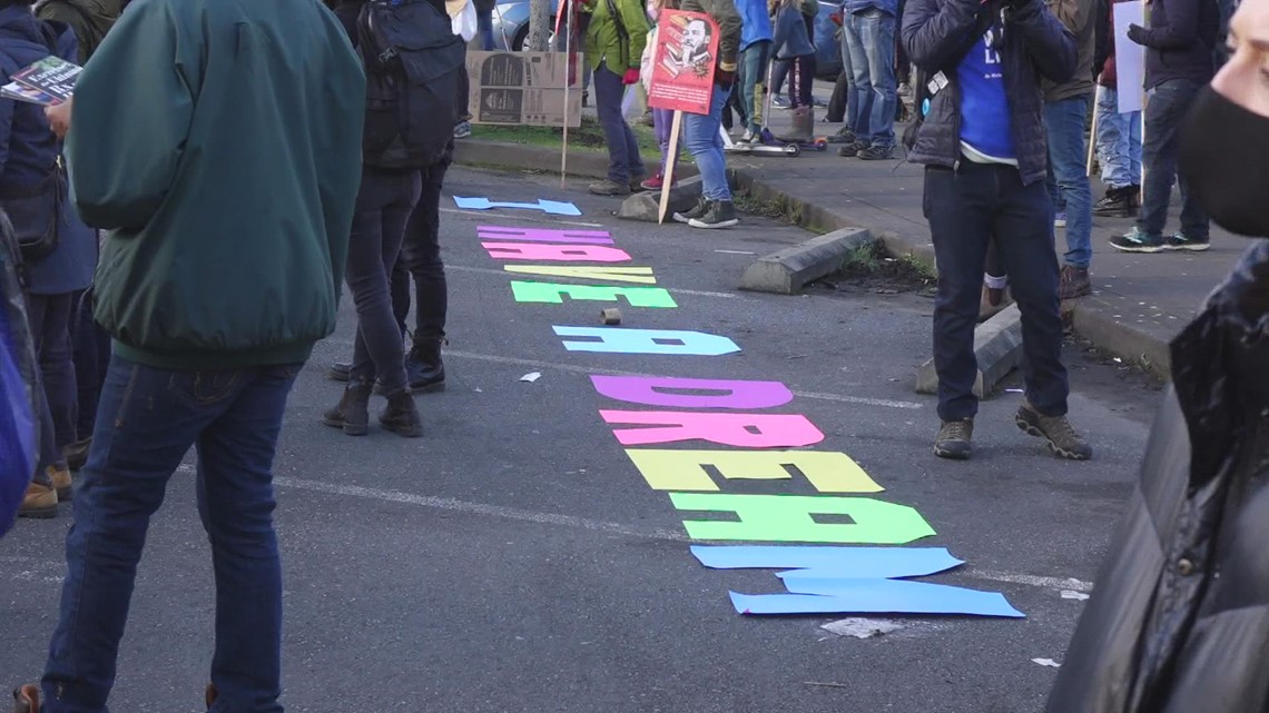 Hundreds attend Seattle MLK rally