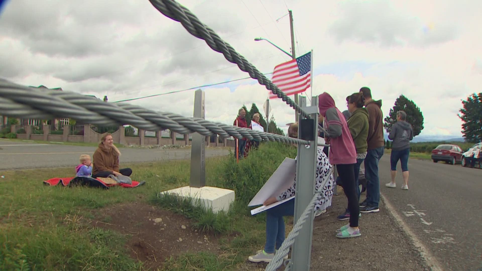 Every weekend one group of families separated by the border gathers on either side to call for Canada and the U.S. to reopen.