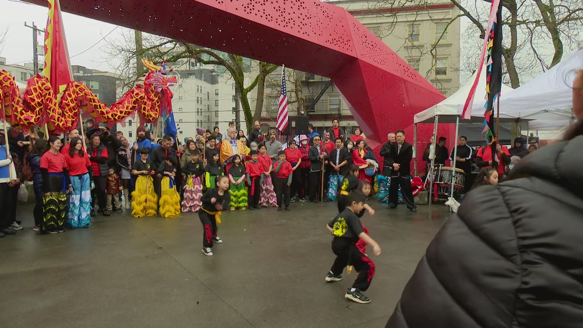 Seattle's Lunar New Year bash draws thousands, bringing