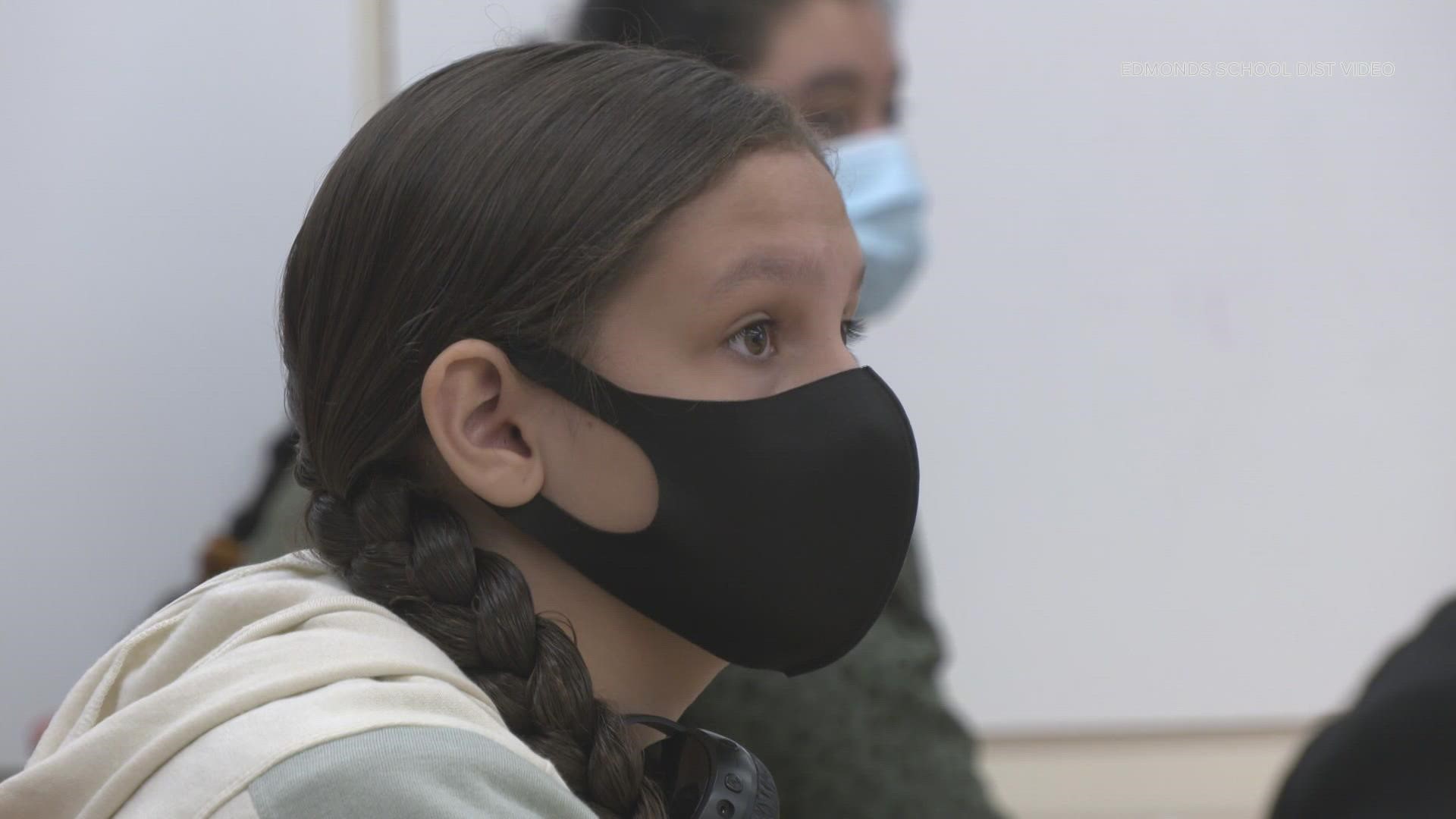 The state Department of Health does not require masks to be worn outdoors in school settings, but the Edmonds School District is taking extra precautions.