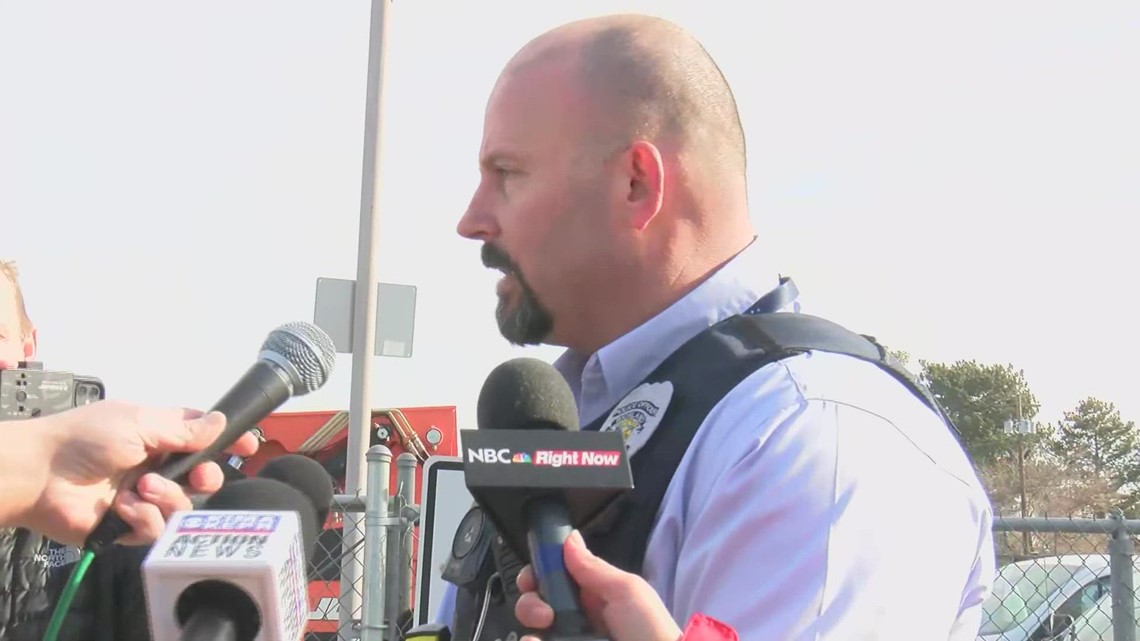 Police update on Richland Fred Meyer shooting | king5.com