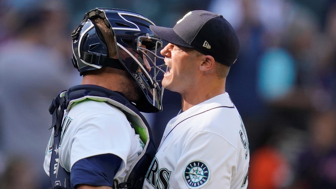 Mariners keep Jerry Dipoto, Scott Servais in the fold with new deals