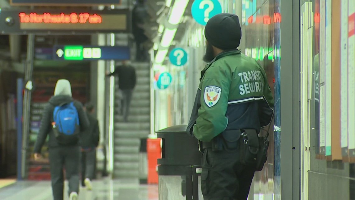 Riders rattled after fatal shooting on Link light rail train in ...