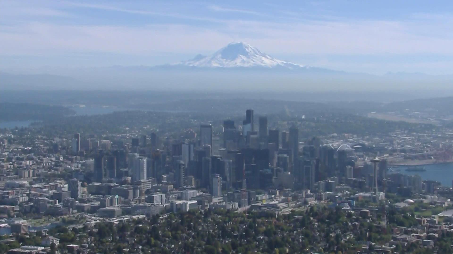 Gorgeous view of Seattle and Mount Rainier on the last day of Summer 2021 www.king5.com/weather