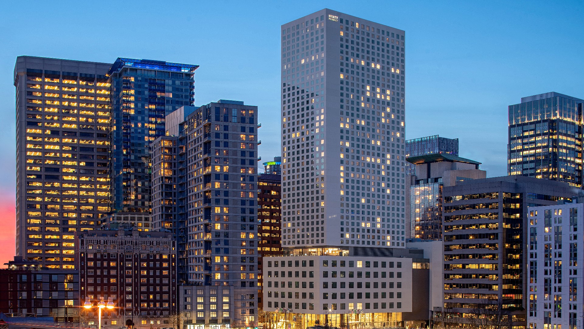 A peek inside a Presidential Suite at the largest hotel in the Pacific Northwest. Sponsored by Hyatt Regency Seattle