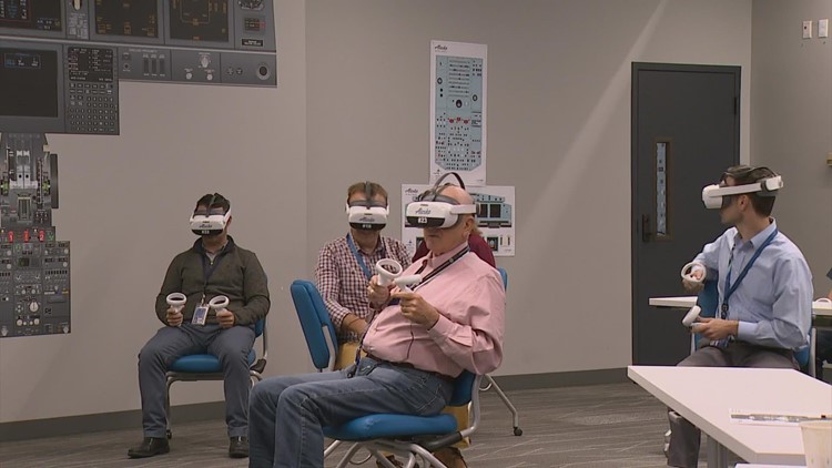 Alaska Airlines adds virtual reality training