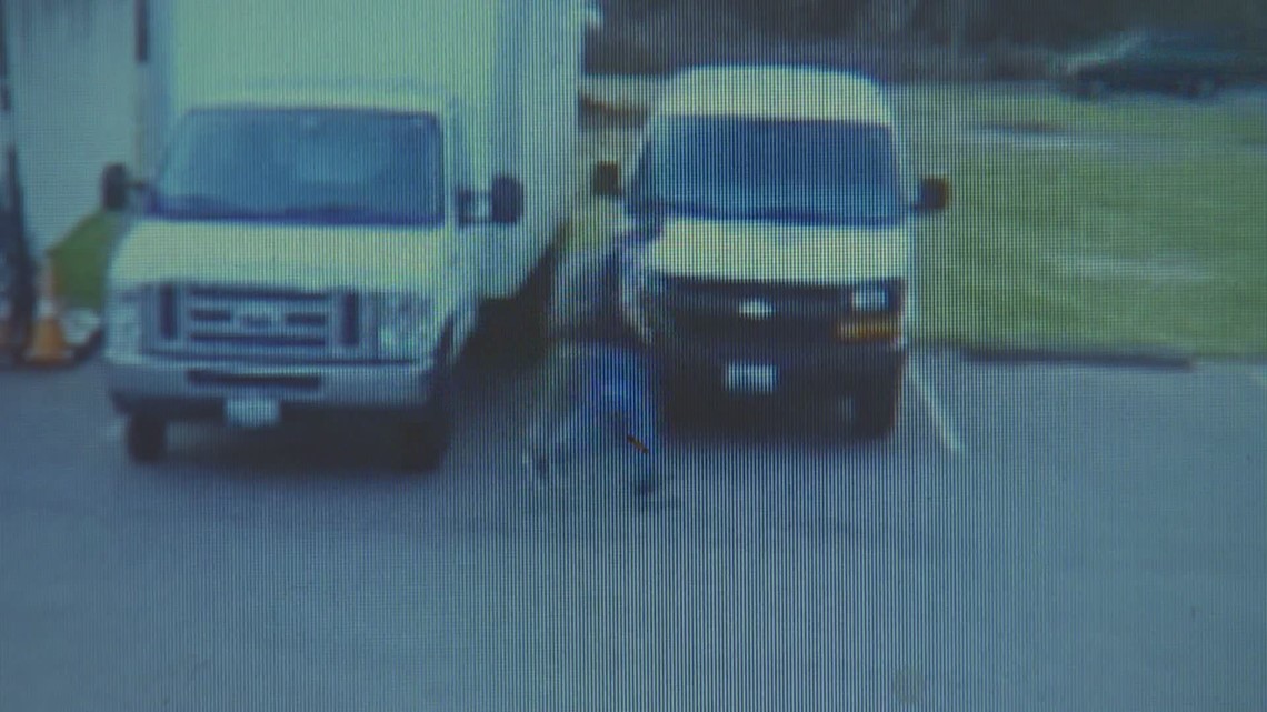 Mountlake Terrace food bank van stolen in second theft in one week - Vimarsana News