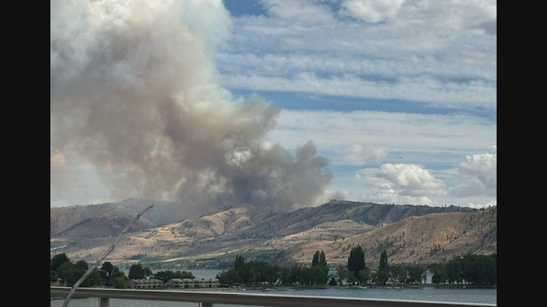 Evacuations reduced to Level 2 for wildfire burning in Chelan | king5.com