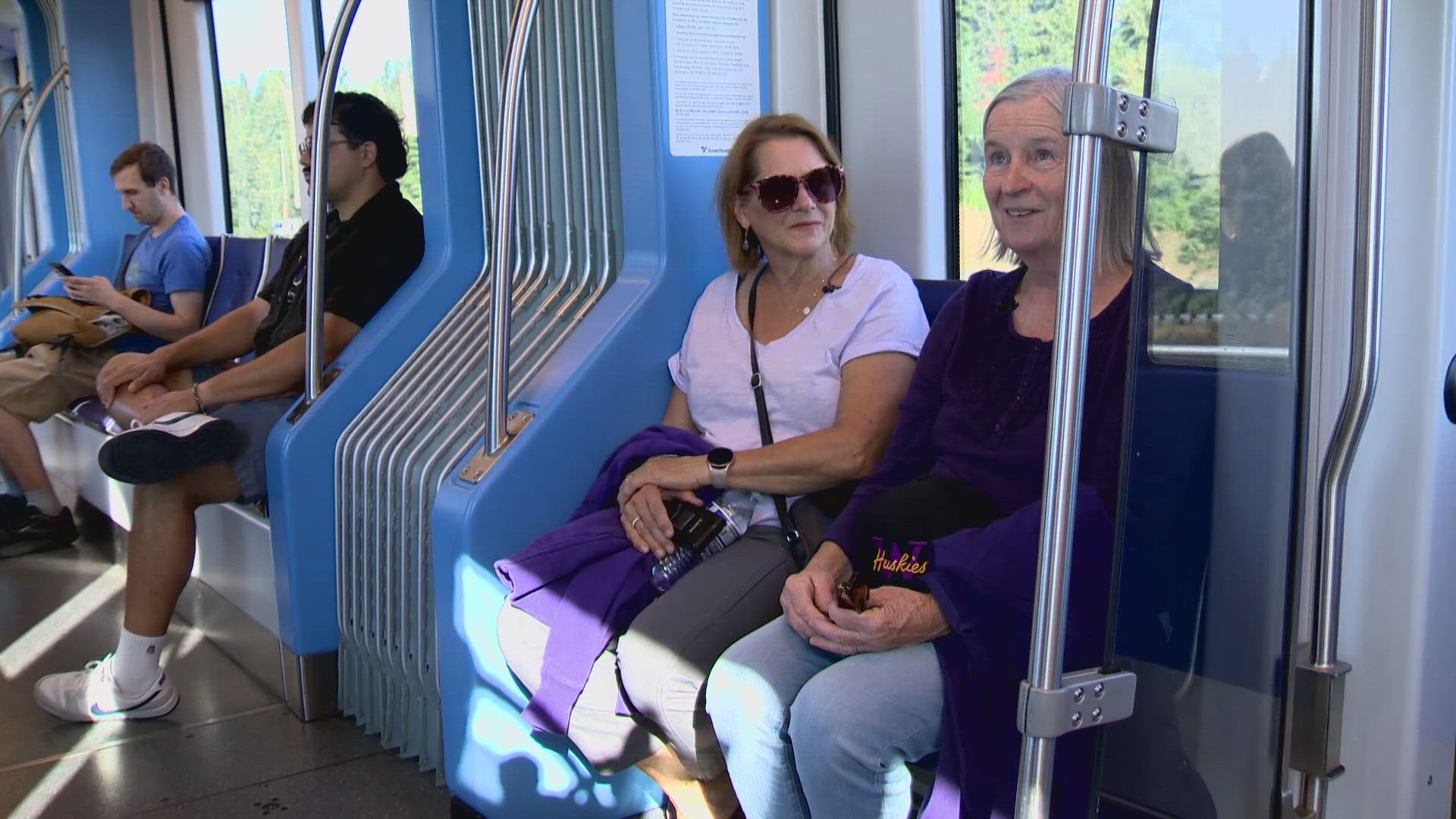 Just one day after four new stations opened, many Husky fans opted to take the light rail to the season opener.