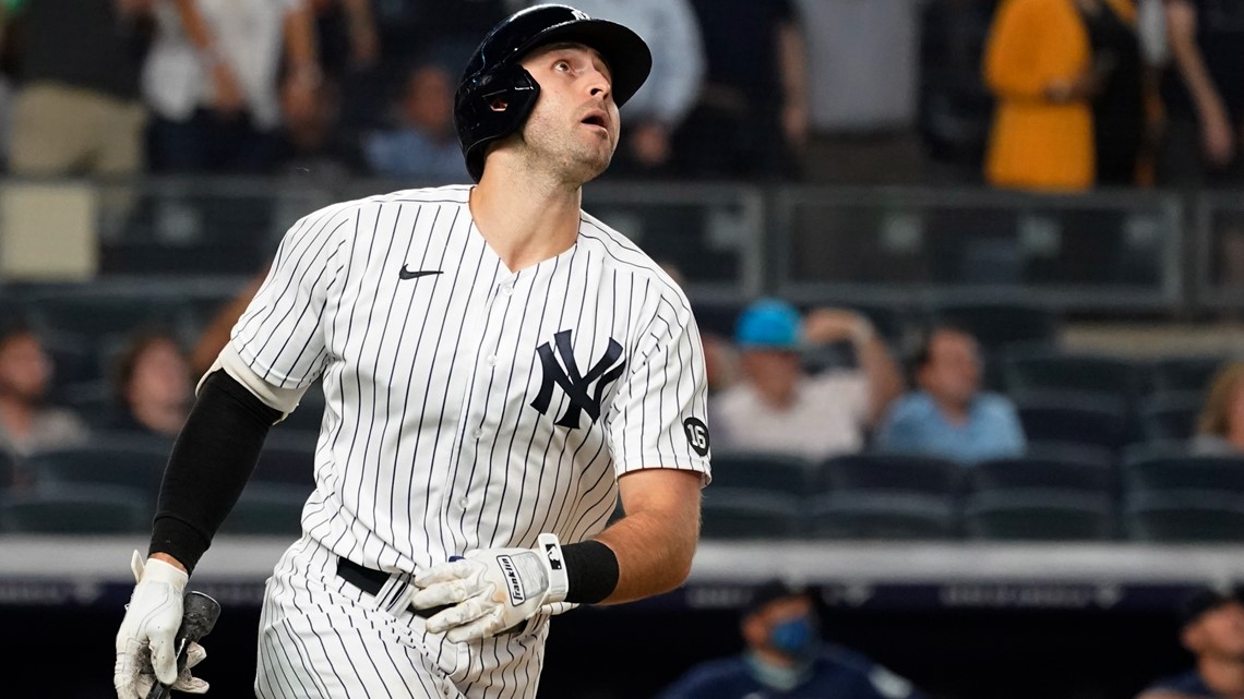 Gallo's First Homer In Pinstripes Lifts Yankees To Win Over Mariners, And  Season-High 10 Games Over .500 - CBS New York