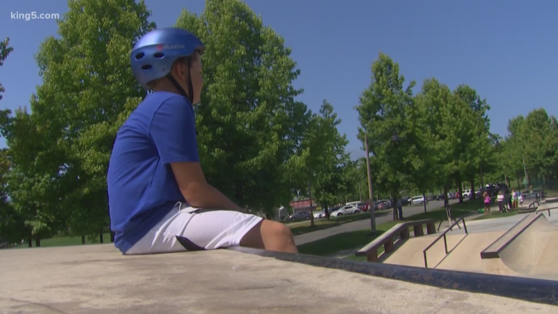 Most Washington skateparks only recommend helmet use. But helmets are required at the new Snoqualmie Skatepark. KING 5's Drew Mikkelsen continues his series on helmet safety for skateboarders.