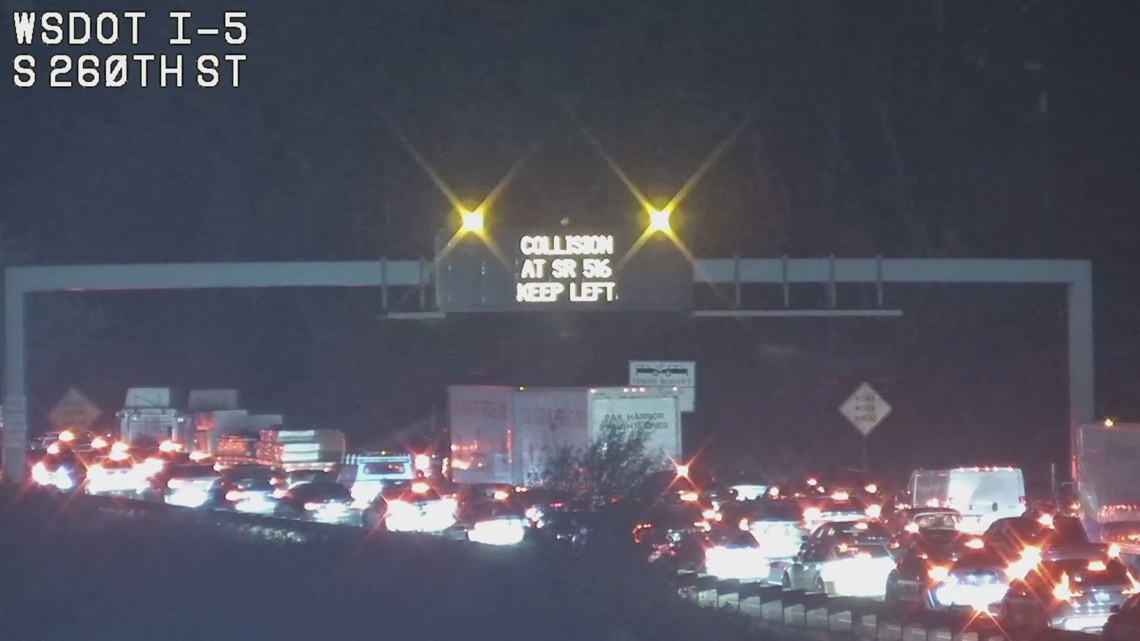 4 lanes of I-5 North shut down in Kent due to motorcycle crash | king5.com