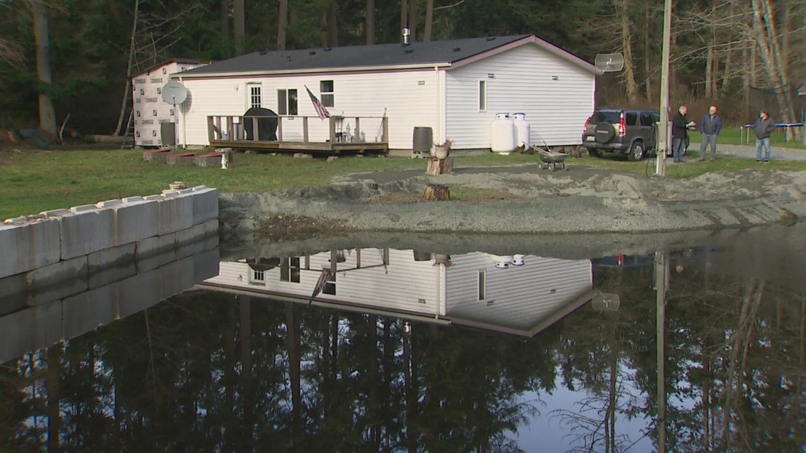Homeowners plead for help from county as floodwaters threaten Oak Harbor house