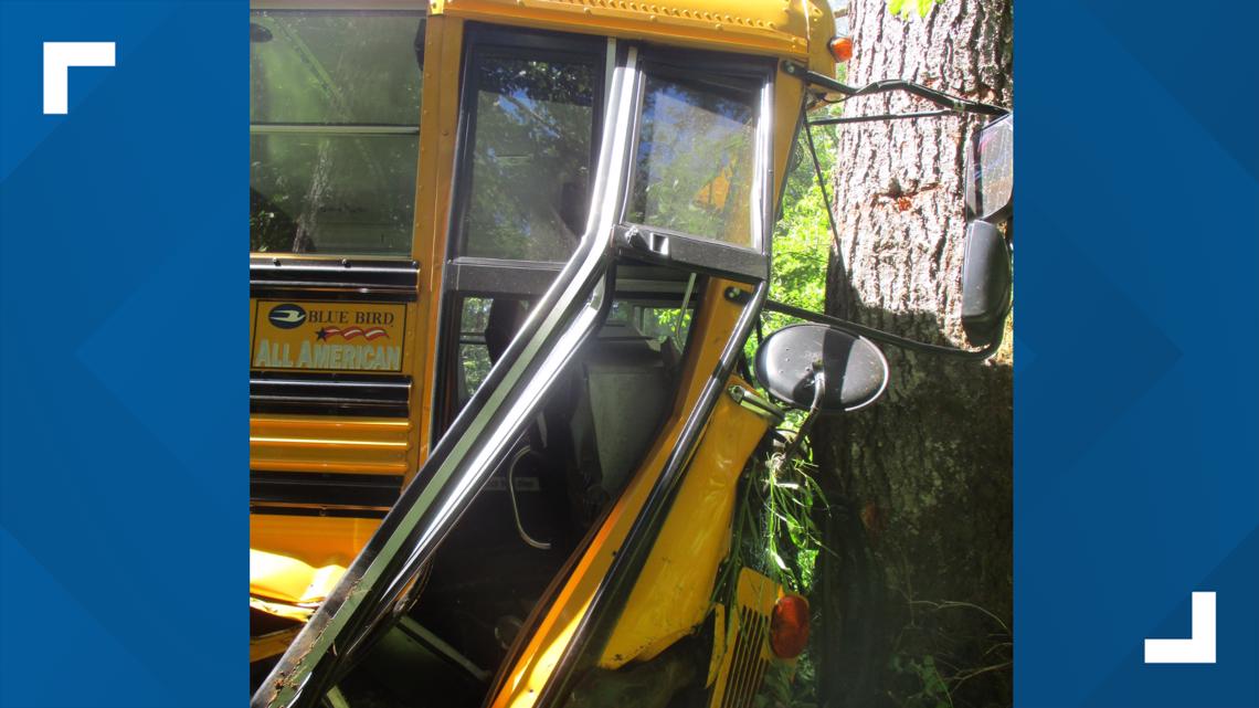 4 students, driver taken to hospital after school bus crashes in Lewis ...