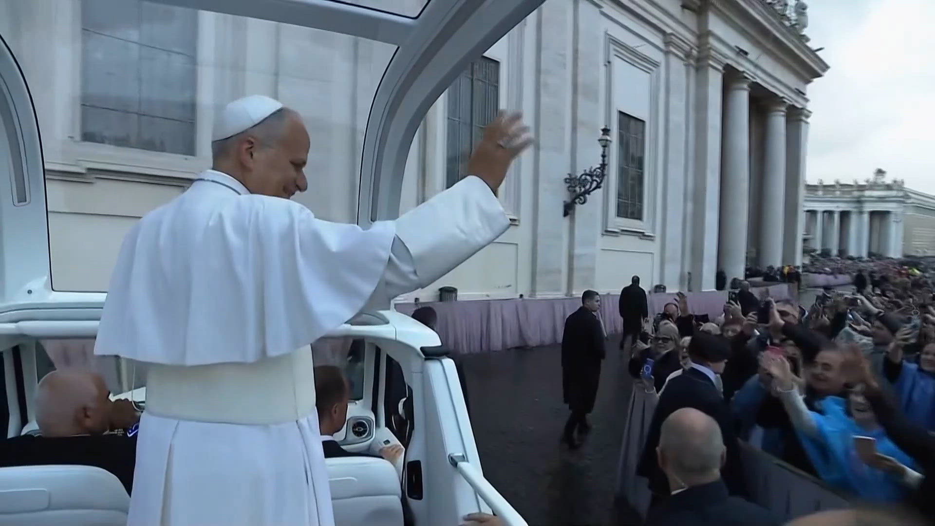 Pope's Back Pope Leo requests mail-in ballot | king5.com
