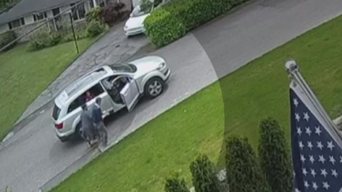 Jewelry thieves targeting the elderly in western Washington - Vimarsana News