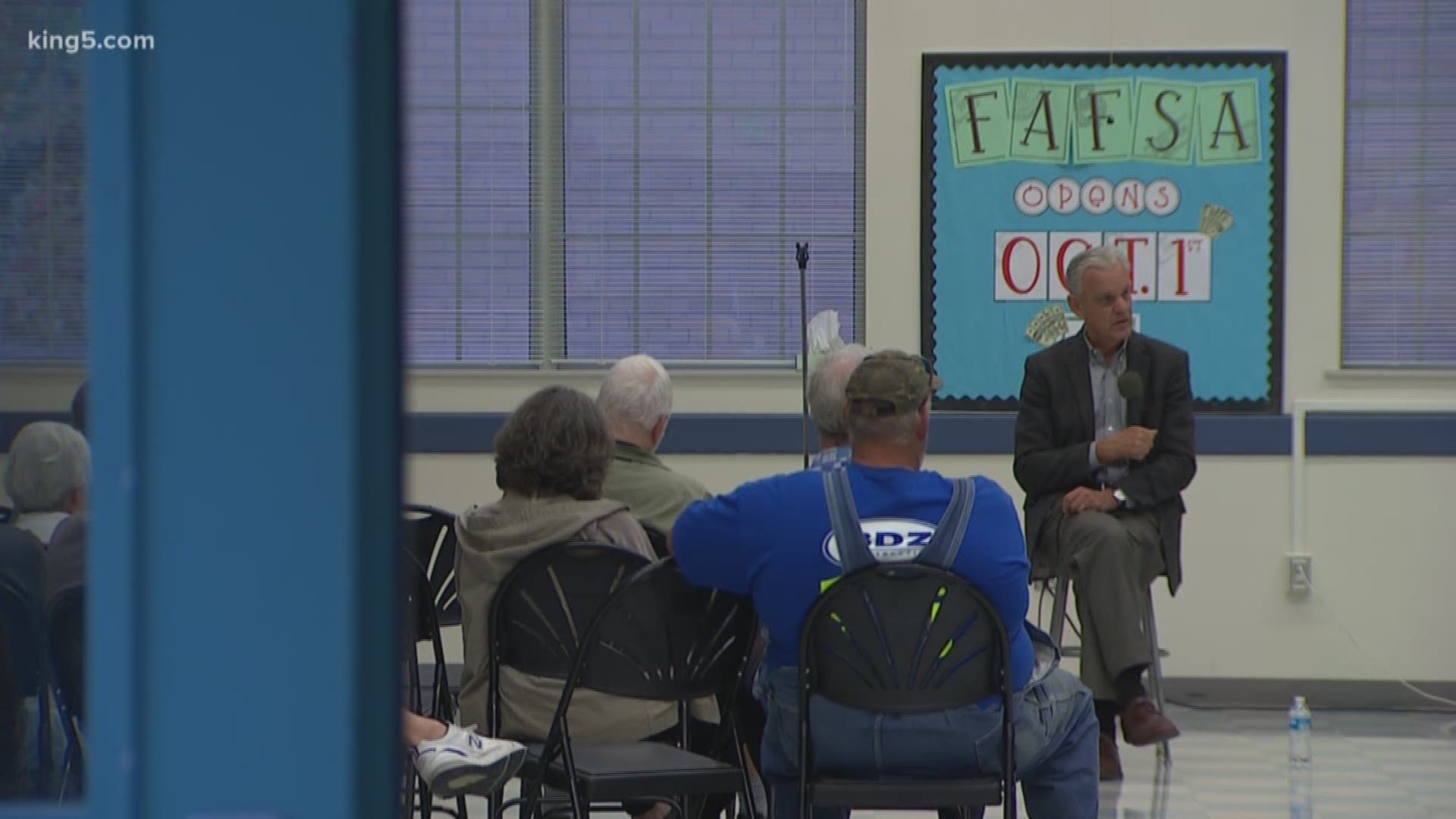 Housing Hope hosted a meeting to discuss its controversial proposal to build low-income apartments in Everett Thursday night. KING 5's Tony Black reports.