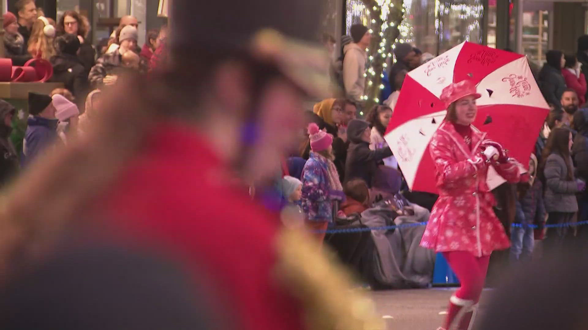 The free parade offers performers, floats and Santa Claus himself. The parade runs through Christmas Eve.