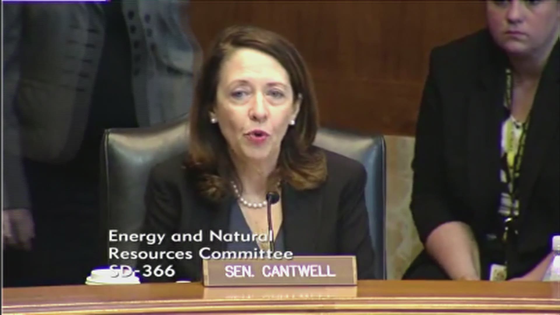 Sen. Cantwell wants 21st century technology to fight fires