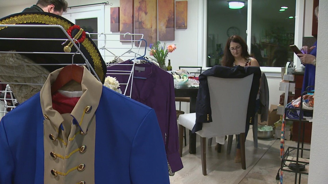 Costumes stolen from Bellevue production but the show will go on - Vimarsana News