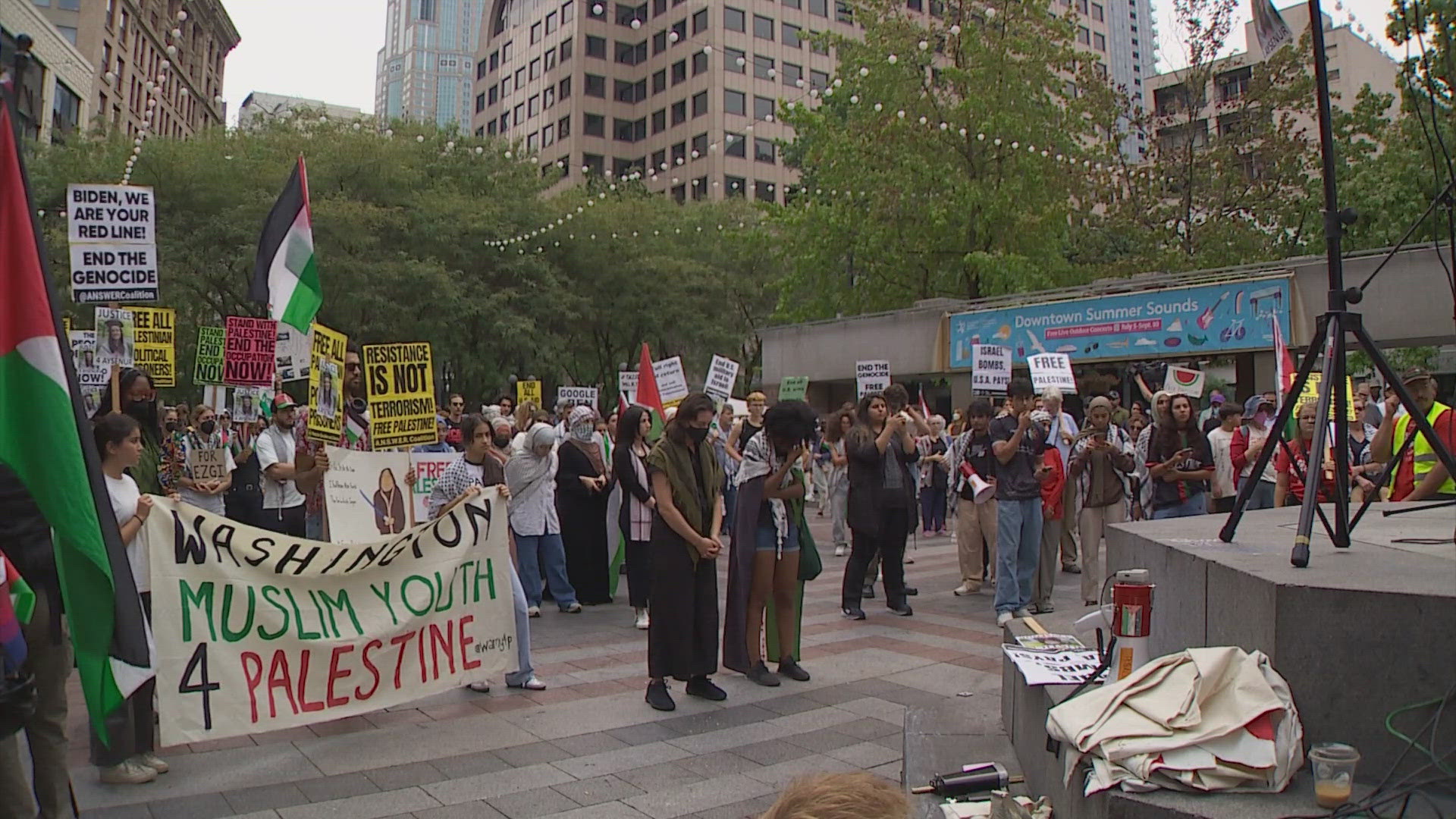 Hundreds of demonstrators gathered in downtown Seattle Saturday afternoon in memory of Aysenur Ezgi Eygi, an American woman who was killed by Israeli soldiers.