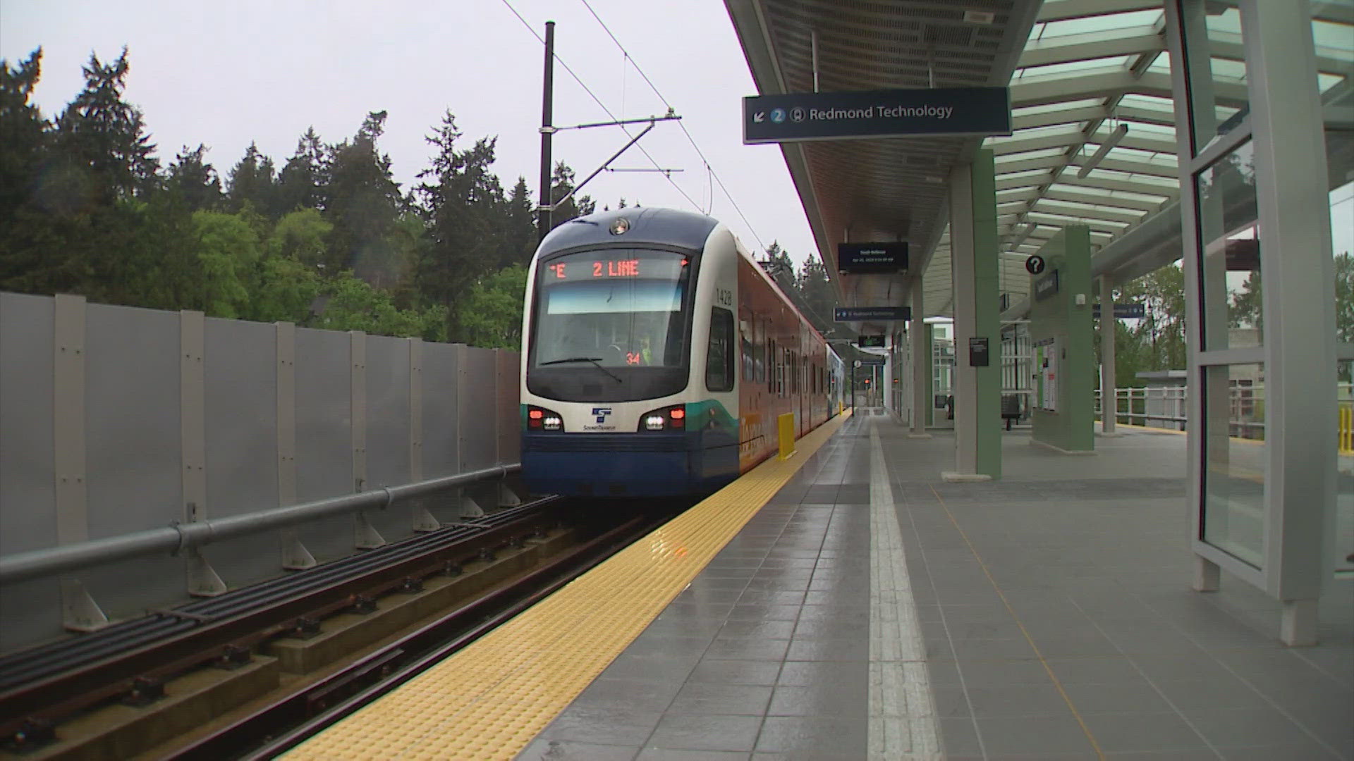 The trip from Redmond to South Bellevue station takes 15 minutes.
