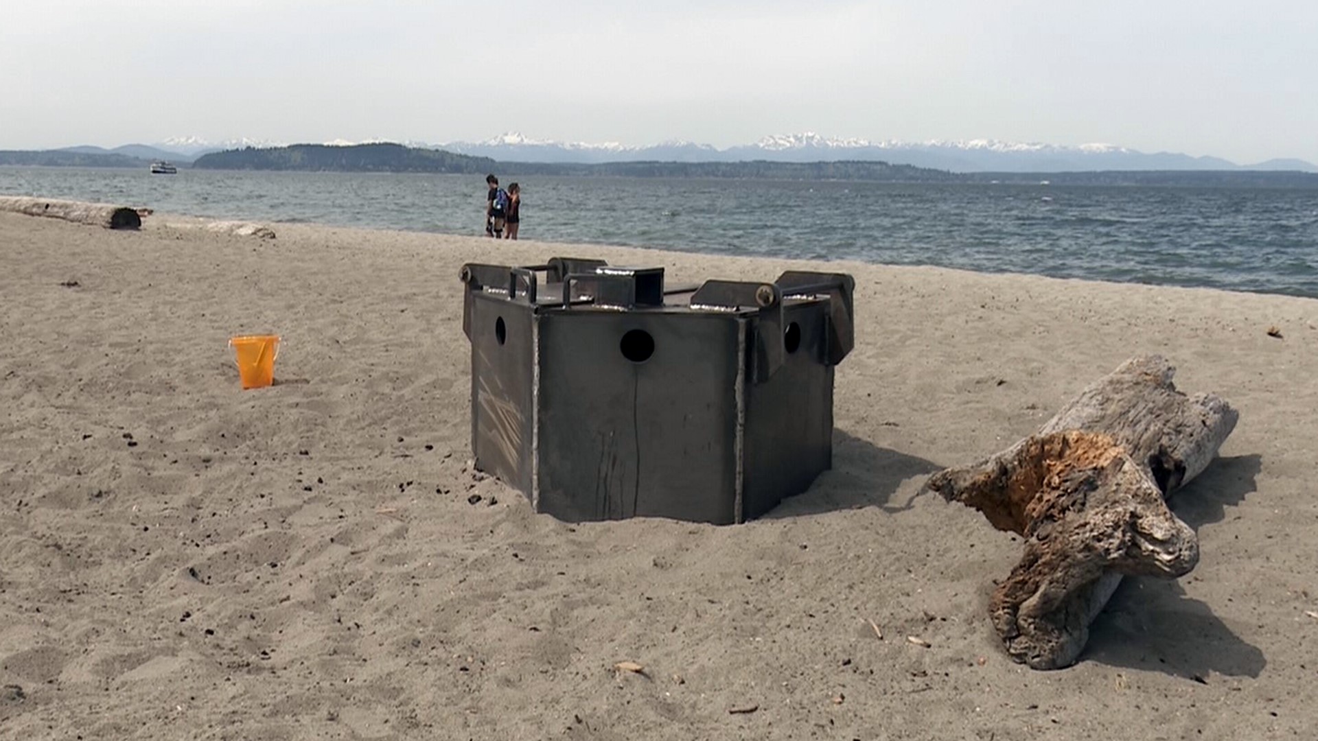 Fire pits replaced at Alki Beach ahead of summer
