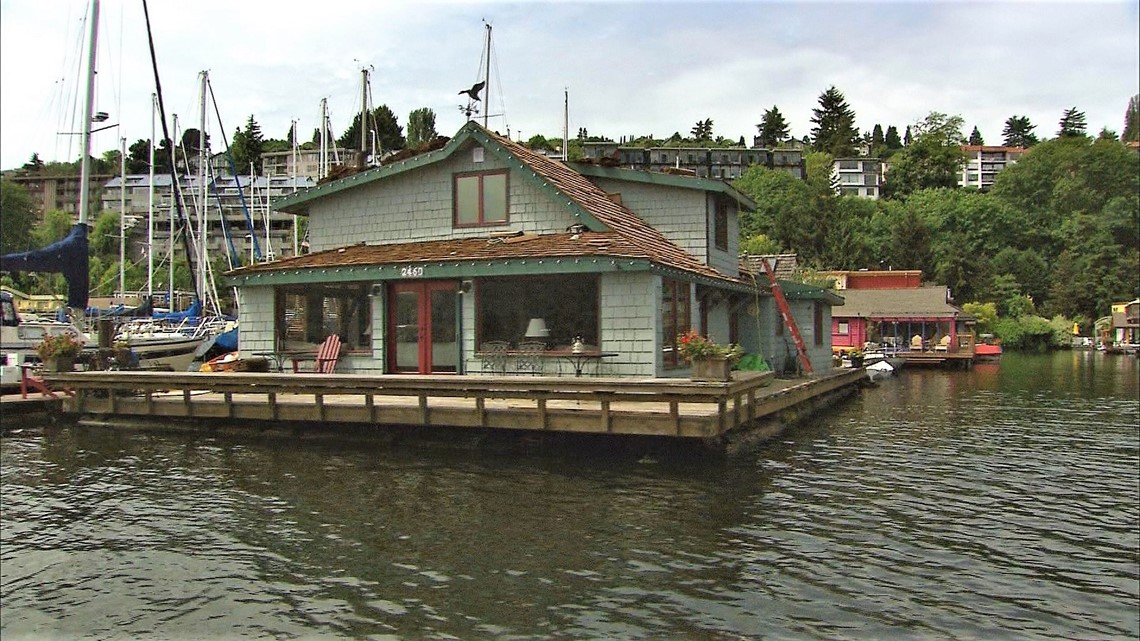 Exclusive Look Inside The Remodeled Sleepless In Seattle Houseboat   557517992 1140x641 