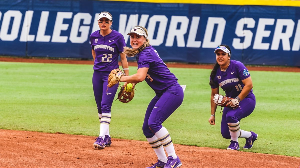 Washington Husky softball advances to World Series semifinal game