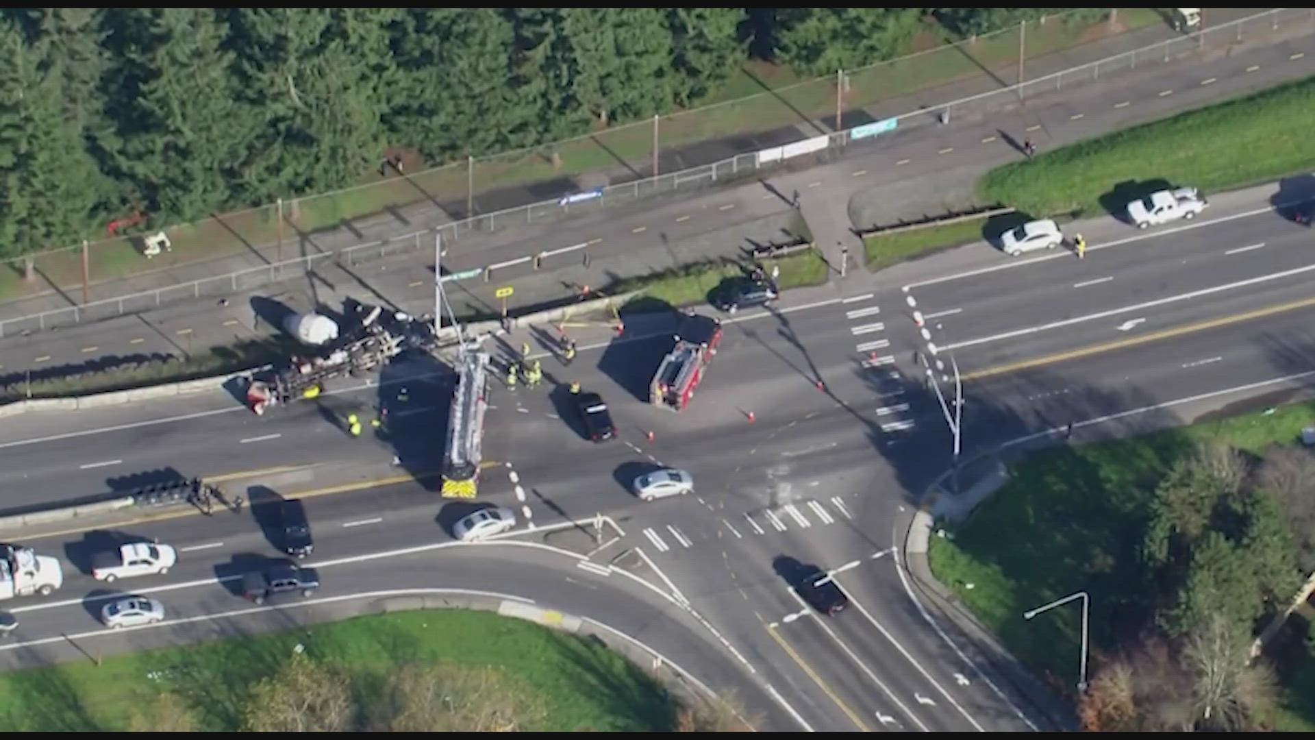 Westbound Lane Of Maple Valley Highway Blocked Near Renton After Truck   580d96f5 C103 400f 89ad 49e8d2ee7925 1920x1080 