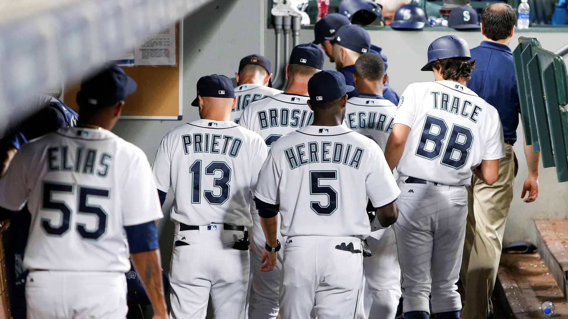 Mariners get into clubhouse brawl, then lose to Orioles 53