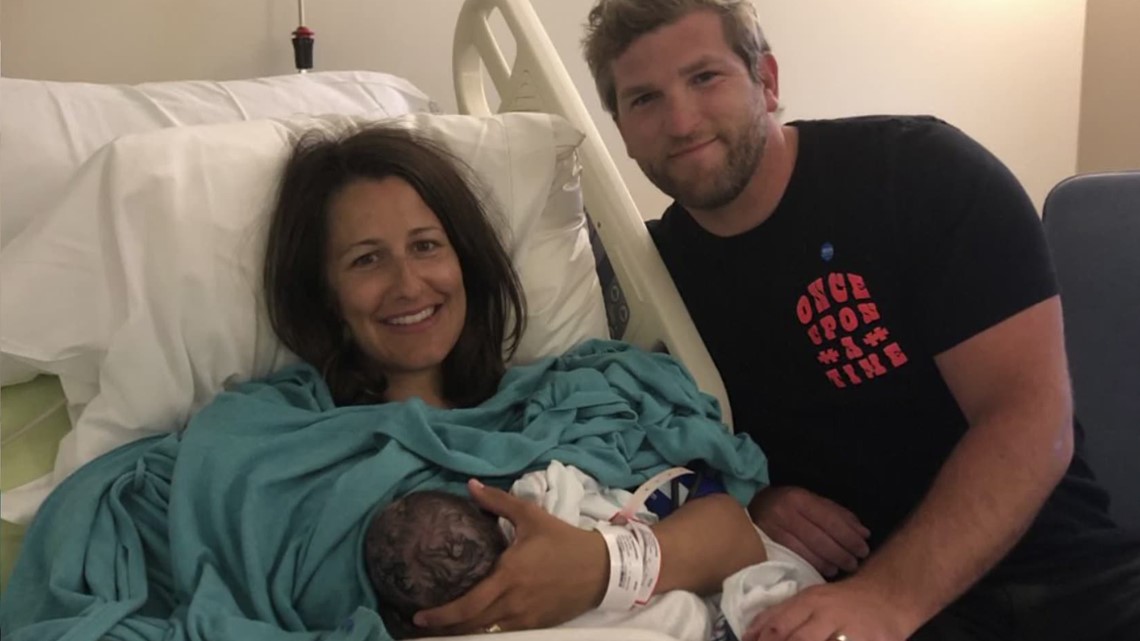 Anacortes family gets creative to share childbirth experience during coronavirus restrictions - KING5.com