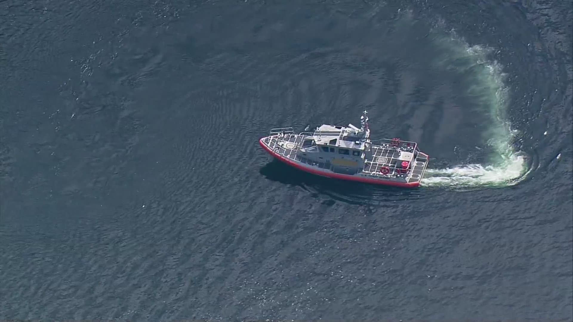 Search and rescue crews are at Lake Washington looking for two boaters reportedly missing.