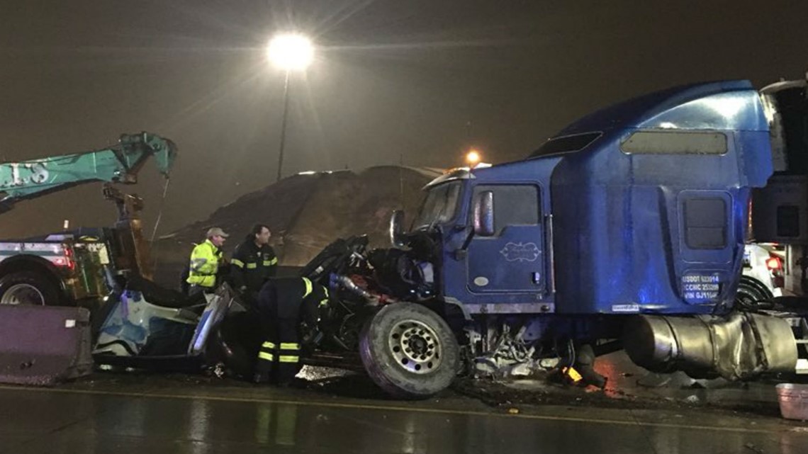 All lanes of I-5 in Tacoma reopen after semi crash | king5.com