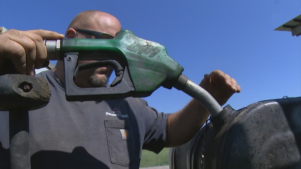 Washington farmers fight back on illegal fuel surcharge - Vimarsana News