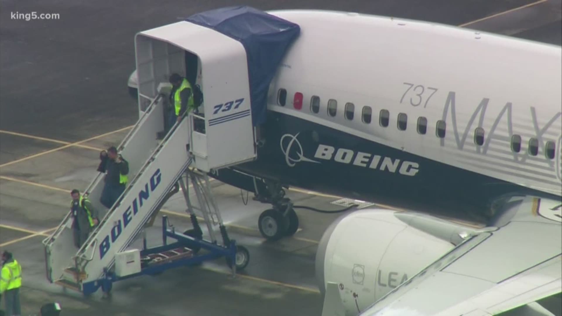 The FAA released a statement from acting FAA Administrator Daniel Elwell, saying its review shows no systemic performance issues and provides no basis to order the grounding of the Boeing 737 Max 8 aircraft. But the debate rages on. KING 5's Glenn Farley reports.