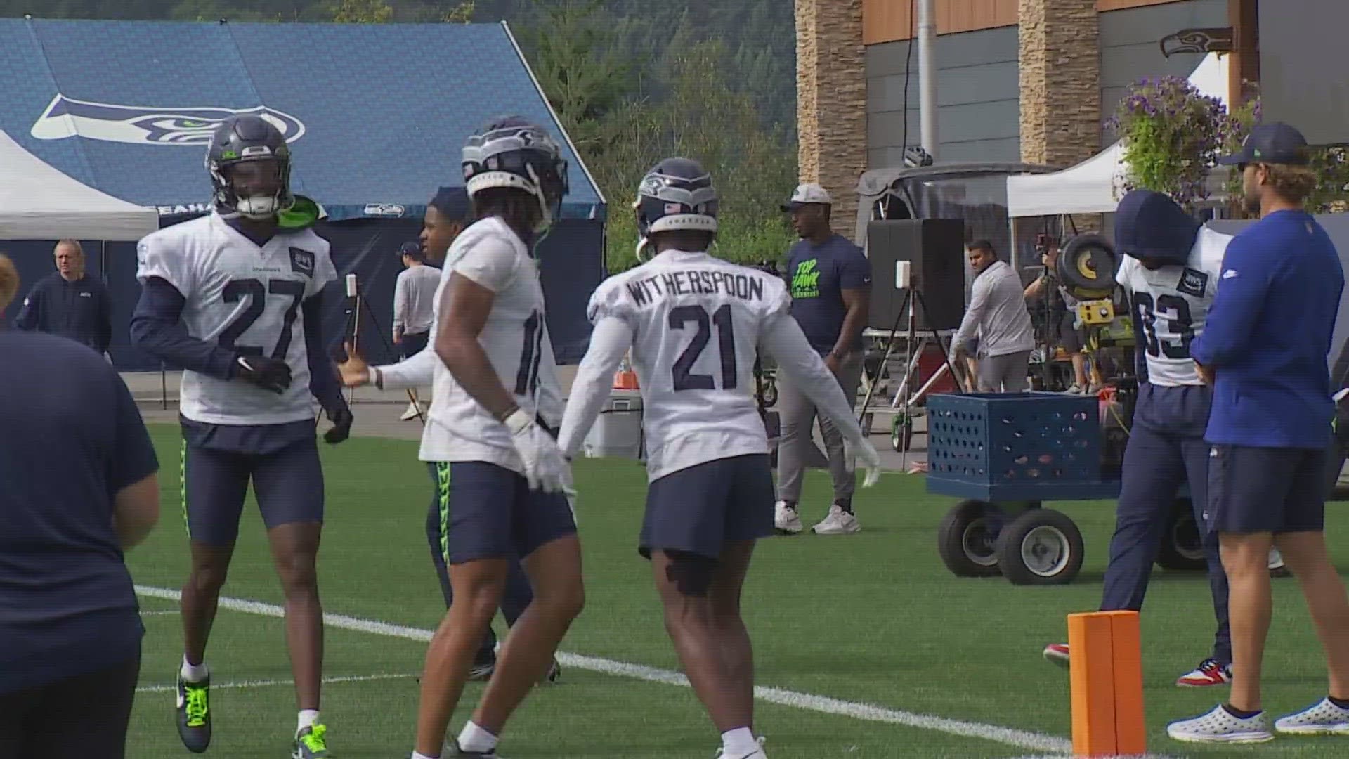 Pete Carroll: Bobby Wagner dealing with knee cleanup procedure