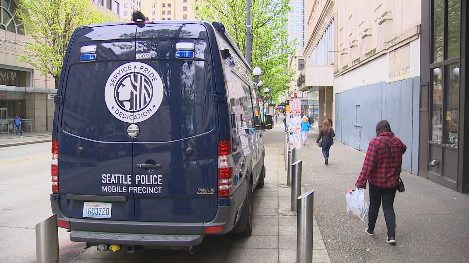 The trend is projected to continue. Data show the Seattle Police Department expects to hire 98 more officers in 2022 and lose 113.