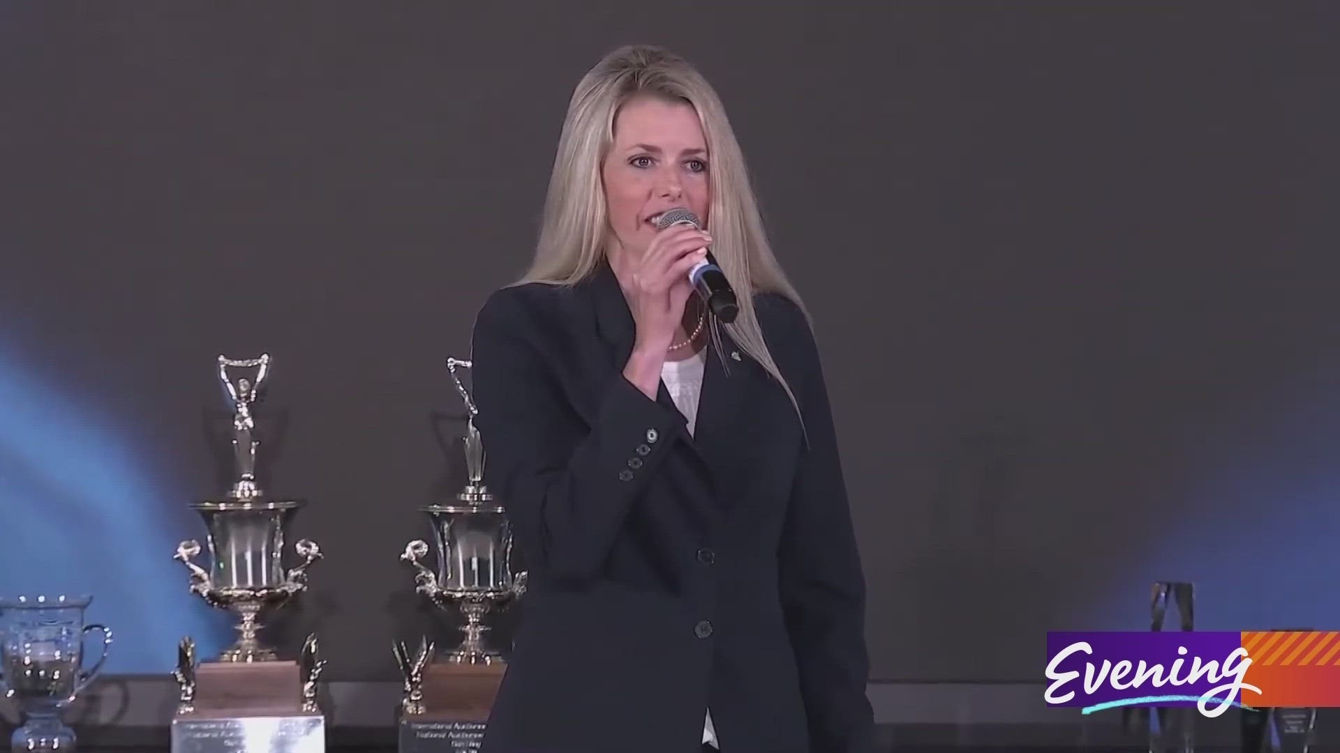 Chantel Kimball of Connell, Washington is a third-generation auctioneer and a world champ. #k5evening